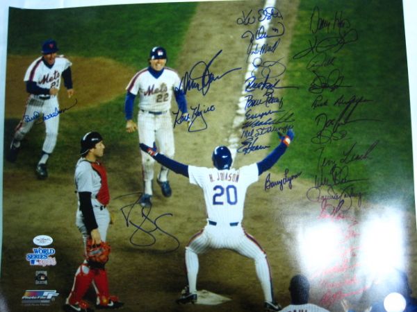 1986 New York Mets Reunion Team Signed 16 x 20 Photograph 31 Signatures JSA LOA