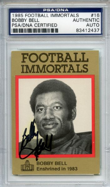 Bobby Bell 16 Signed 1985 Football Immortals Card PSA/DNA