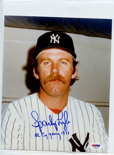 Sparky Lyle AL Cy Young 1977 Signed 8 x 10 Photograph PSA/DNA