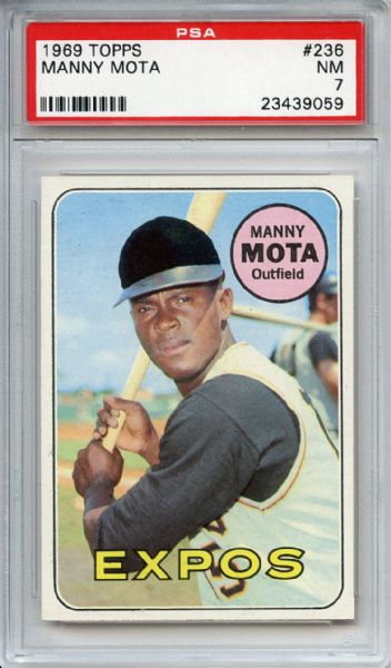 1969 Topps 236 Manny Mota PSA NM 7