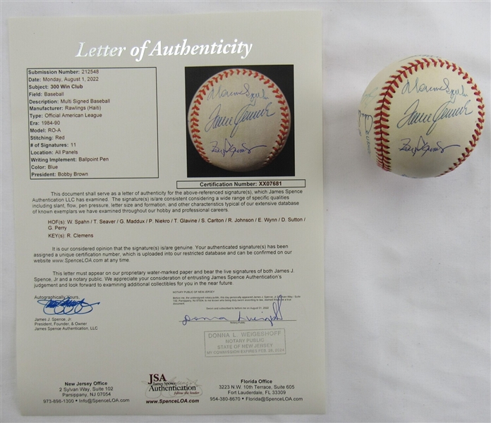 300 Wins Club Signed Baseball Tom Seaver Greg Maddux Randy Johnson +8 JSA XX07681