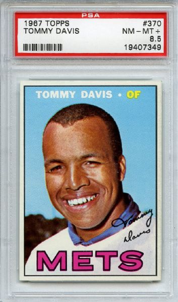 1967 Topps 370 Tommy Davis PSA NM-MT+ 8.5
