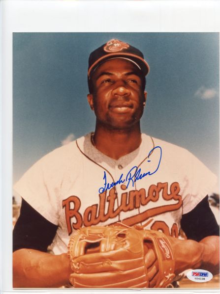 Frank Robinson Signed 8 x 10 Photograph PSA/DNA