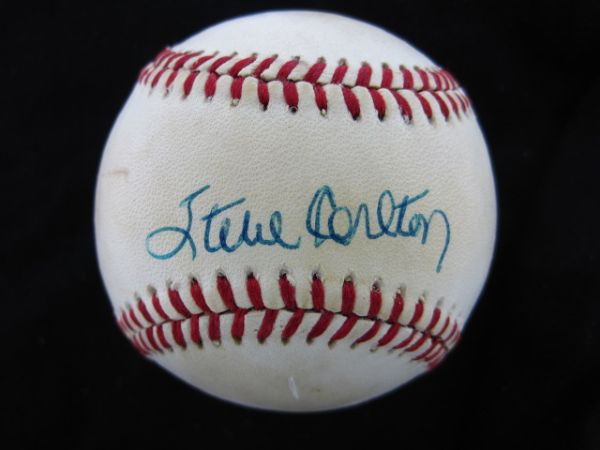 Steve Carlton Signed Official National League Baseball PSA/DNA