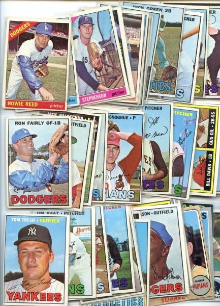 (100) 1960-1973 Topps Baseball Cards Avg VG-EX to EX w/Palmer & Brooks Robinson