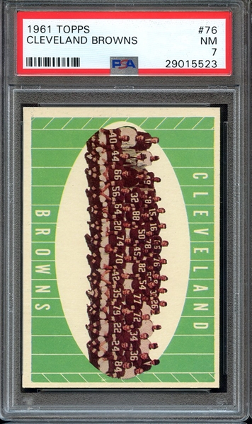 1961 TOPPS 76 CLEVELAND BROWNS PSA NM 7