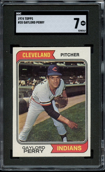 1974 TOPPS 35 GAYLORD PERRY SGC NM 7
