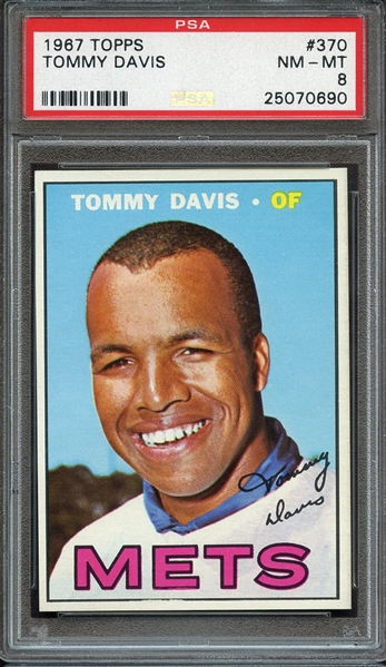 1967 TOPPS 370 TOMMY DAVIS PSA NM-MT 8