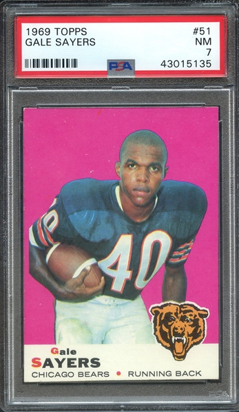 1969 TOPPS 51 GALE SAYERS PSA NM 7