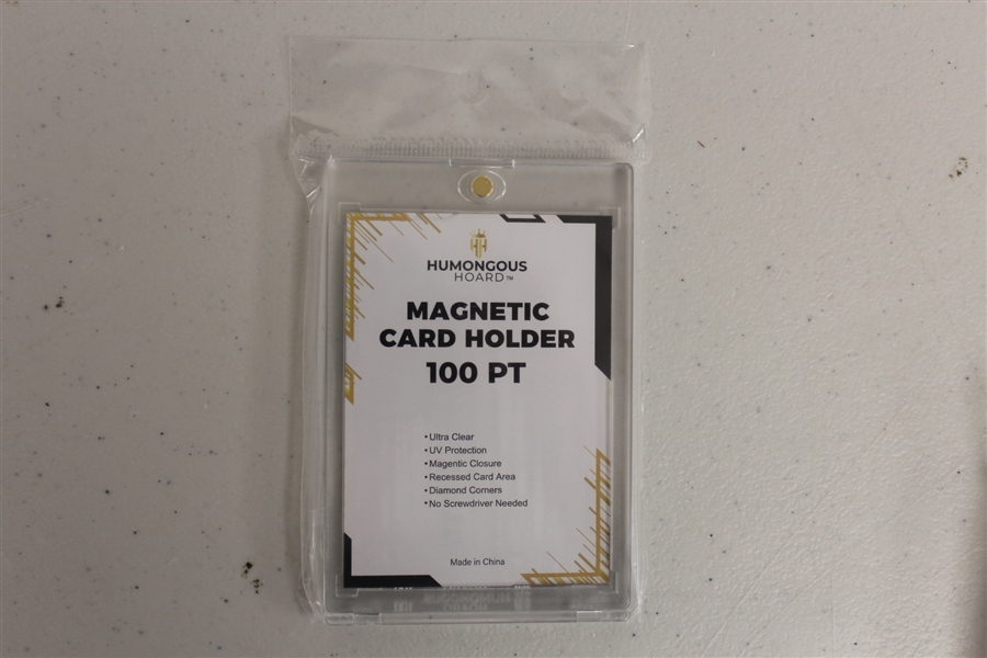 (1) 100Pt Magnetic Card Holder w/UV Protection Humongous Hoard