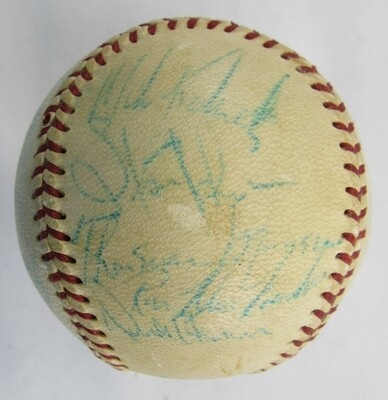 1970 Yankees Signed Baseball Thurman Munson Elston Howard Dick Howser +19 JSA XX67293