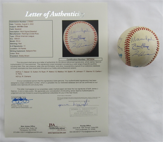 300 Wins Club Signed Baseball Tom Seaver Greg Maddux Randy Johnson +8 JSA XX72234