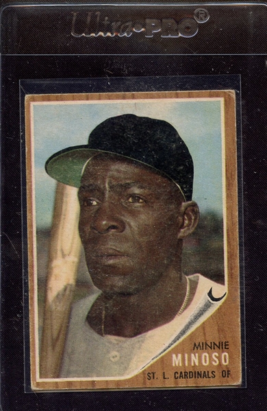 1962 TOPPS 28 MINNIE MINOSO