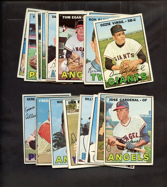 (30) 1967 TOPPS BASEBALL LOT