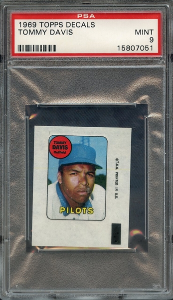 1969 TOPPS DECALS TOMMY DAVIS PSA MINT 9