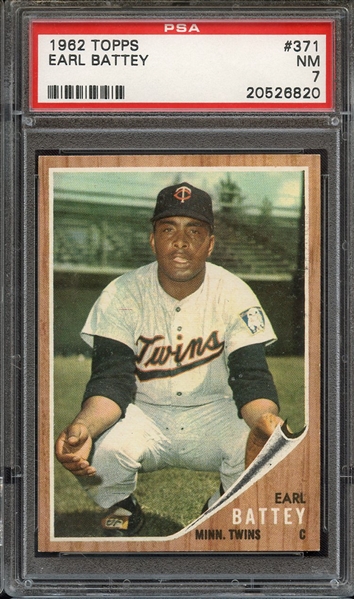 1962 TOPPS 371 EARL BATTEY PSA NM 7