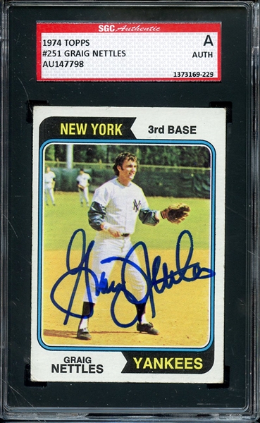 1974 TOPPS 251 SIGNED GRAIG NETTLES SGC AUTHENTIC