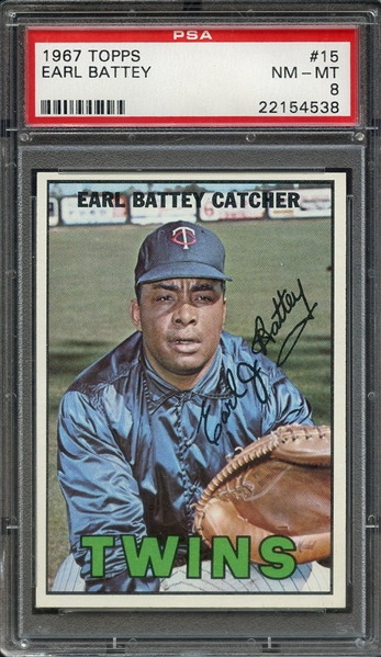 1967 TOPPS 15 EARL BATTEY PSA NM-MT 8